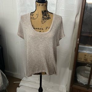 Lightweight short sleeve sweater